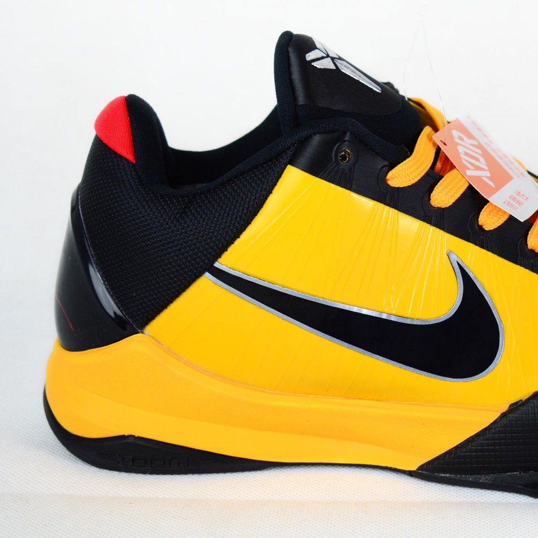 kobe bruce lee price